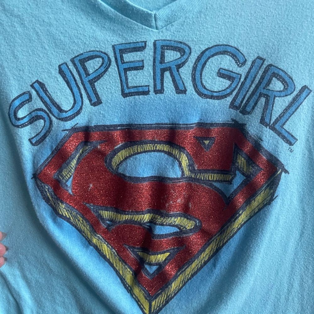 Supergirl Blue V-Neck Women/Jr’s Top - Picture 2 of 5